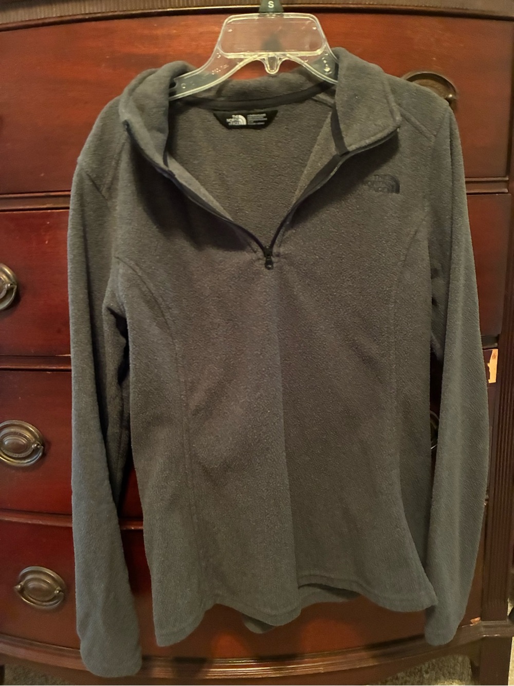 The North Face Men’s Dark Gray Half-Zip Fleece Pullover